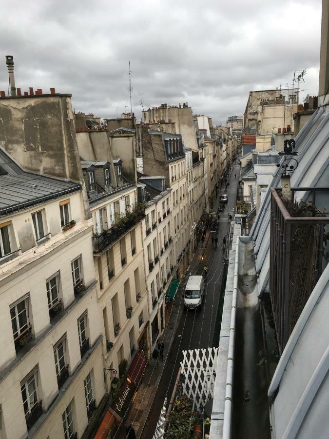 Balconies - Ile Saint-louis *